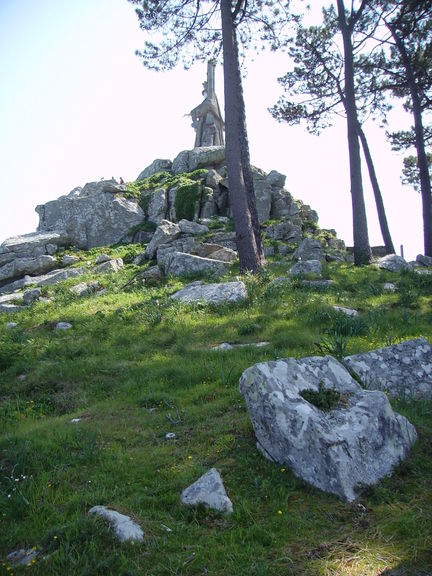 La virgen de la roca de Baiona