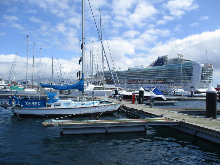 Xebec en Ponta Delgada a finales de marzo de 2017