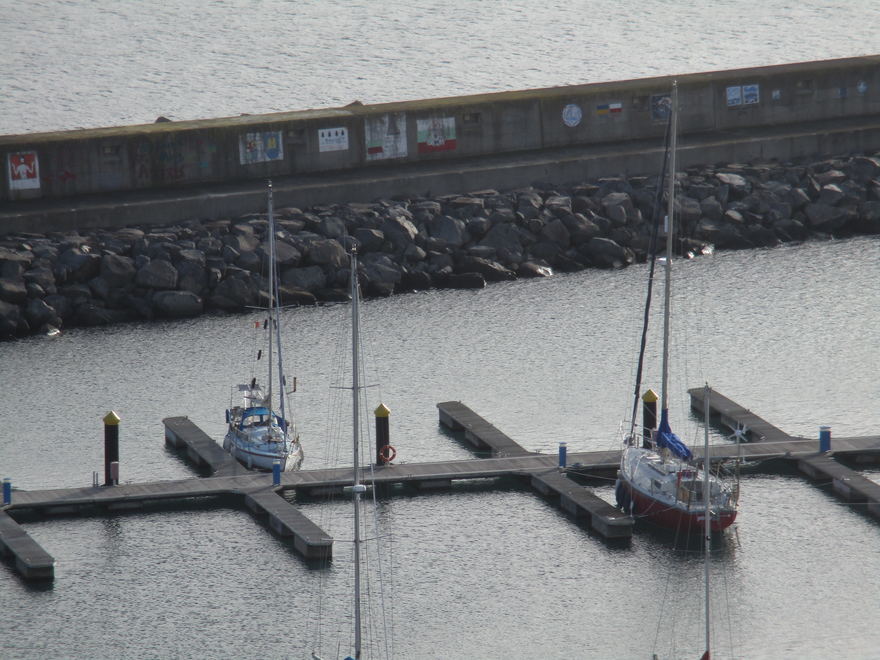 Xebec y Joshua en el puerto deportivo de Santa María