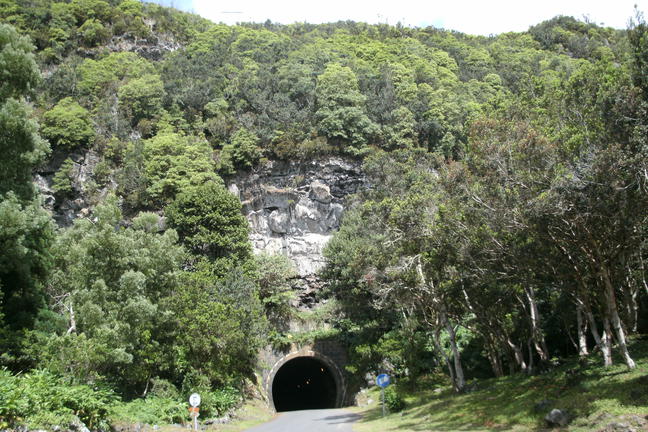 el interior de la caldera de graciosa