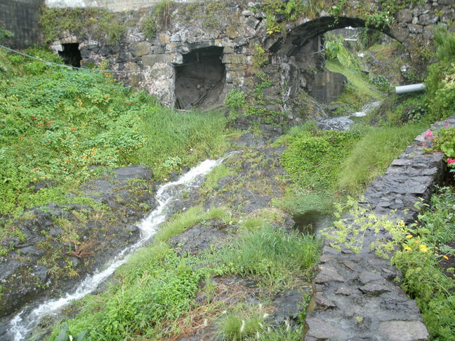 La Ribeira Seca de Lajes das Flores con agua