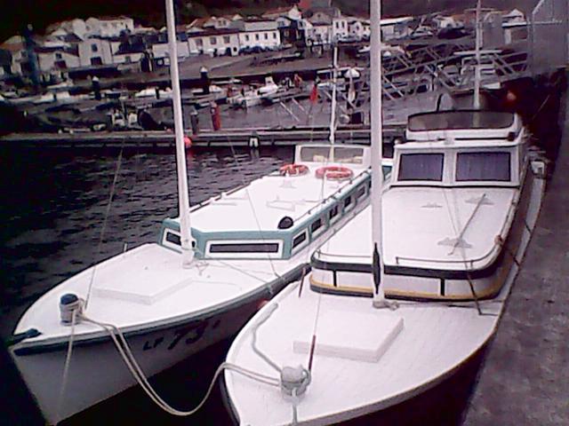 Barcos balleneros tradicionales en Lajes do Pico