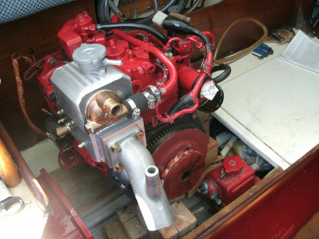 Motor Beta Marine con intercambiador de calor y codo de escape nuevos