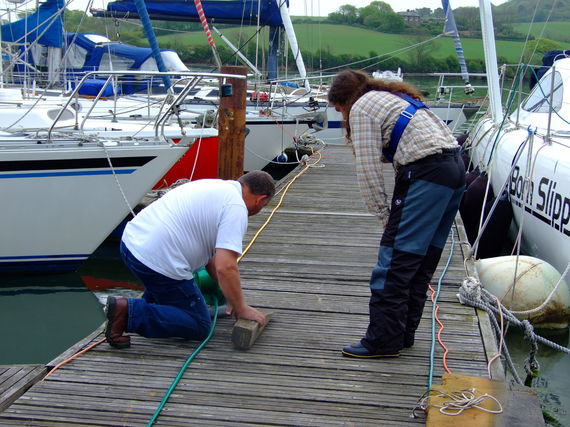 Aprendiendo a atracar (barcos) con Les