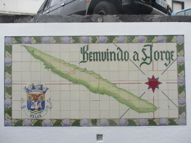 mural bienvenida a isla de san jorge