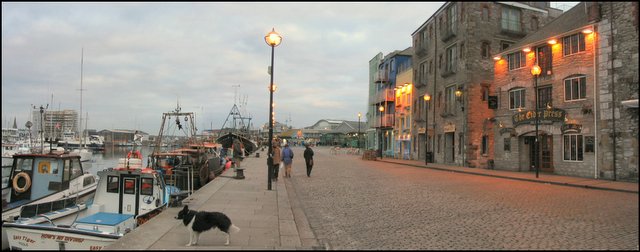 El Barbican de Plymouth en Sutton Harbour