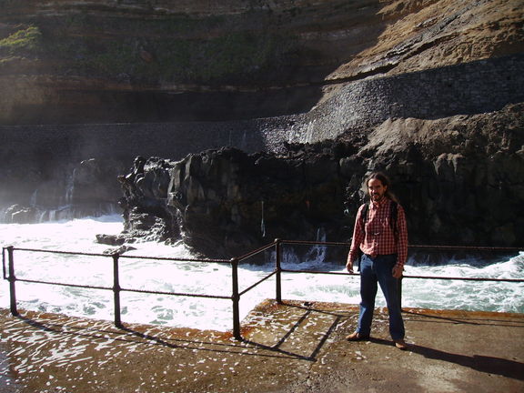 Nacho Vidal en el puerto de Porto da Cruz Madeira