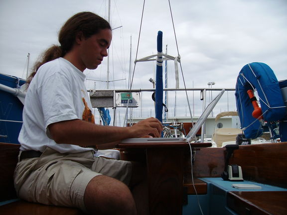 Trabajando en la cubierta del barco