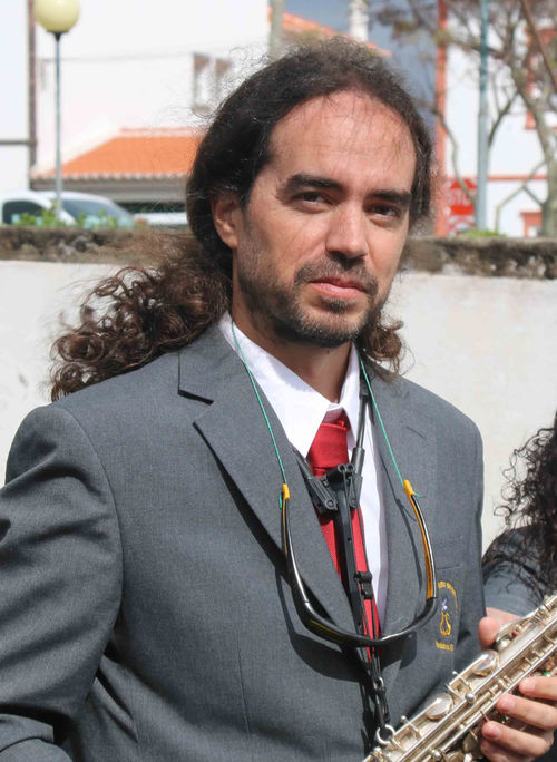 Nacho con su saxofón en la procesión dos Paços, Marzo 2019