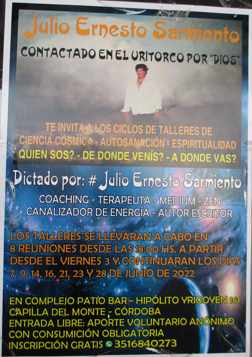 Cartel de taller con contactado en Capilla del Monte