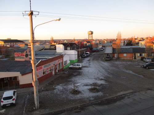 Típica calle de zona residencial de Río Gallegos