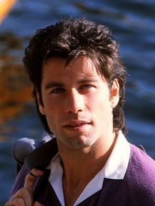 El Caballo de Madera John Travolta en el año del Cerdito 1983